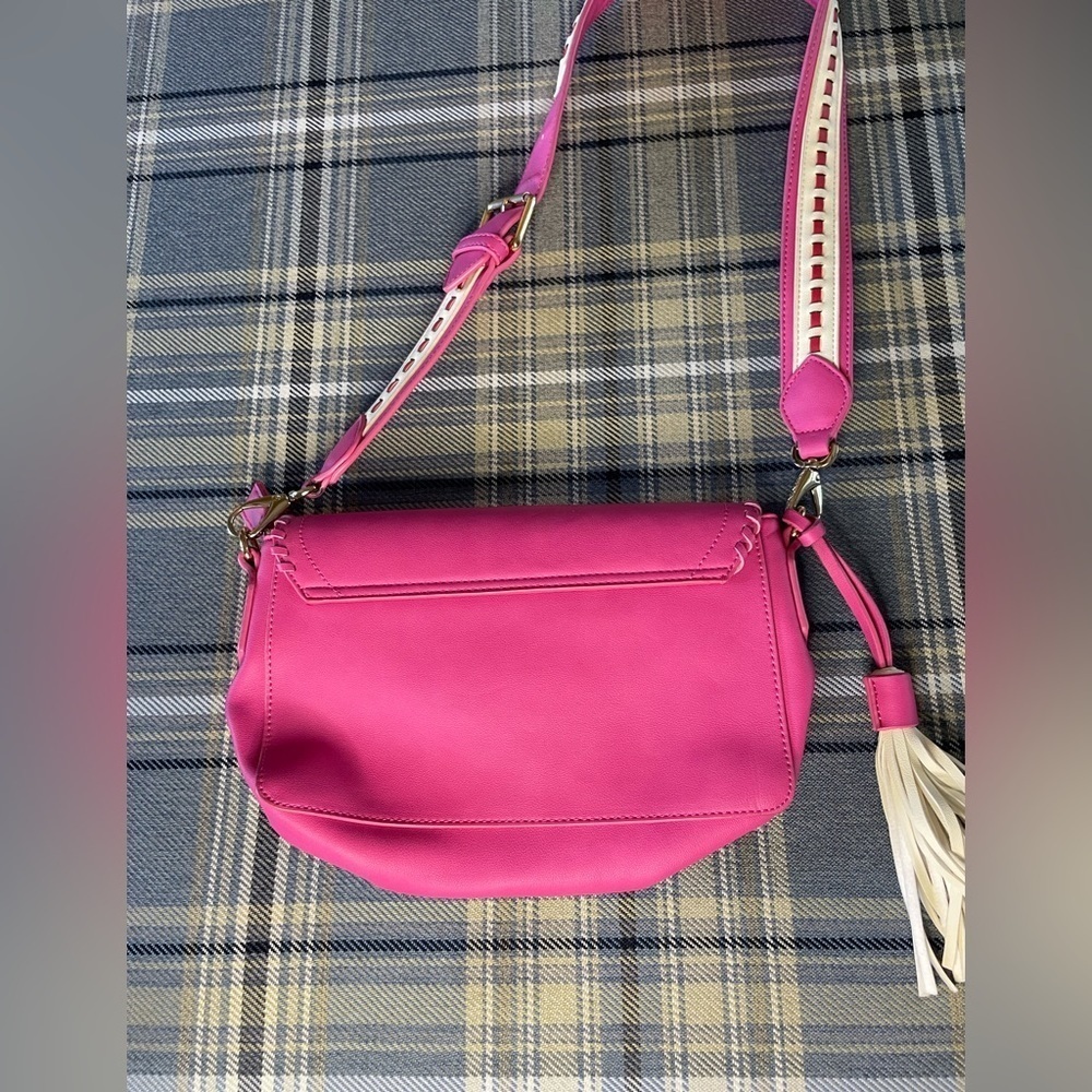 Mario Valentino Hot Pink Purse with cream tassel perfect for Barbie trend - Picture 11 of 12